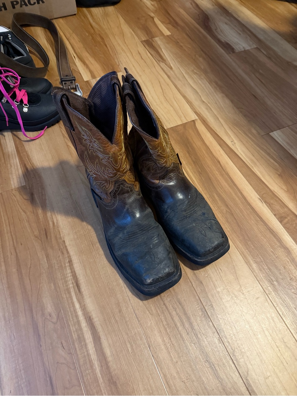 Justin Boots Black and Brown Western Cowboy Boots Steel Toe Work